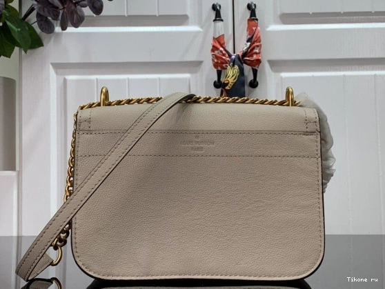 Affordable VUITTON CHAIN PM LOCKME LOUIS 0713